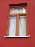 2- flügeliges Fenster mit festverglastem Oberlicht, mit Außenfassadendämmung