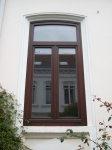 2- flügeliges Fenster, Stulpflügel, mit festverglastem Oberlicht mit Segmentbogen